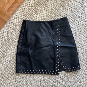 Faux leather skirt with studs